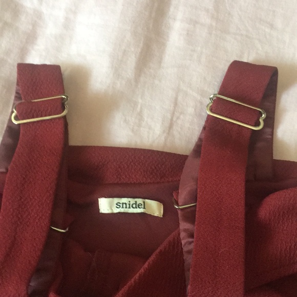 Summer set: burgundy sleeveless top w plaid skirt - Picture 3 of 4